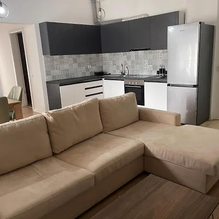 Lacasa - Kompleksi - Magnet Apartment Tirana